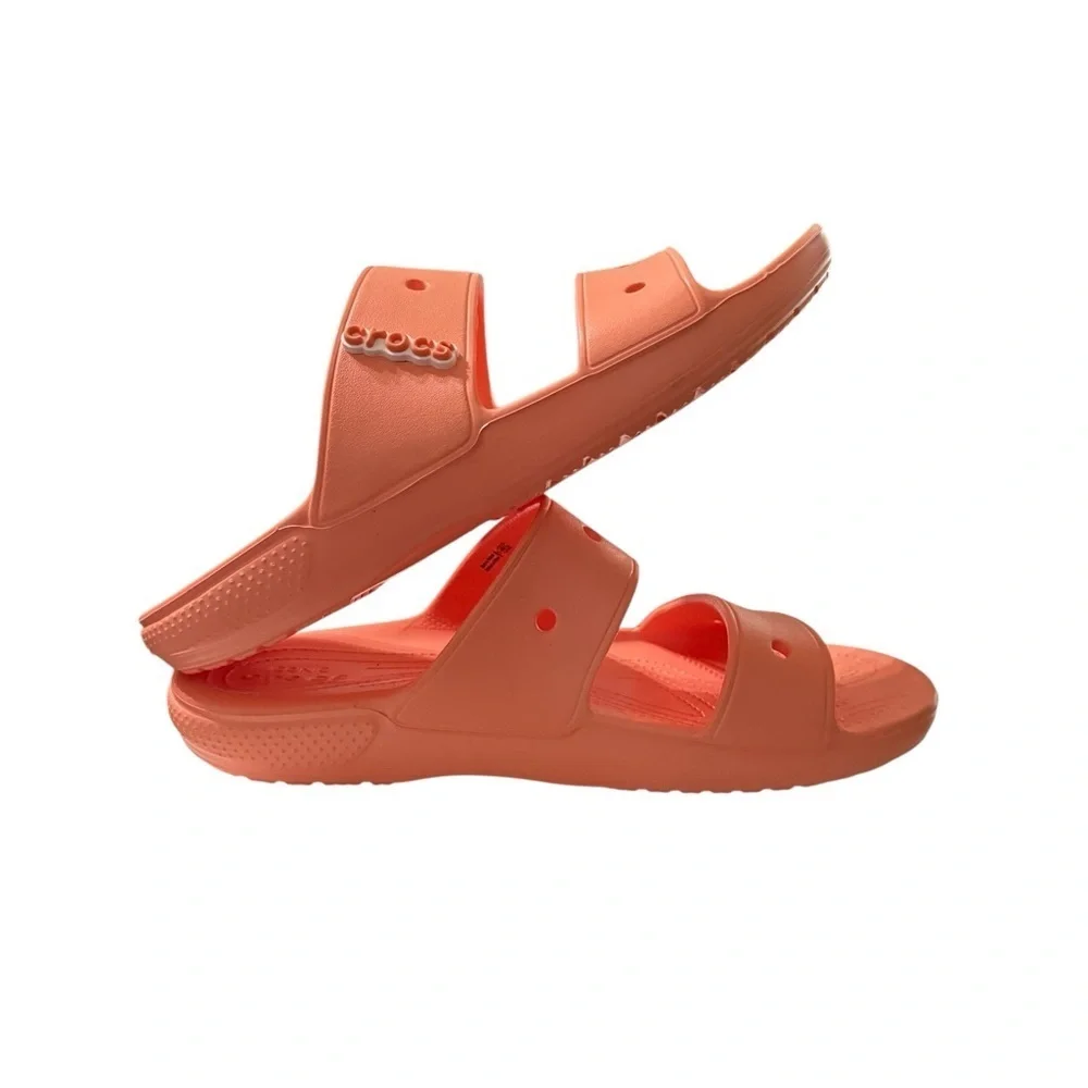 CROCS dual 	•	contoured